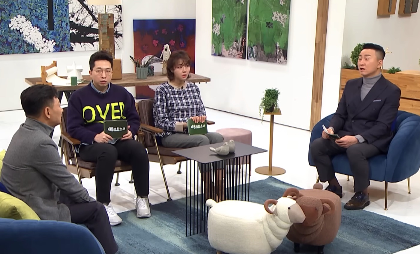 기독교 방송에 출연해 신앙 간증을 하는 박영덕 센터장